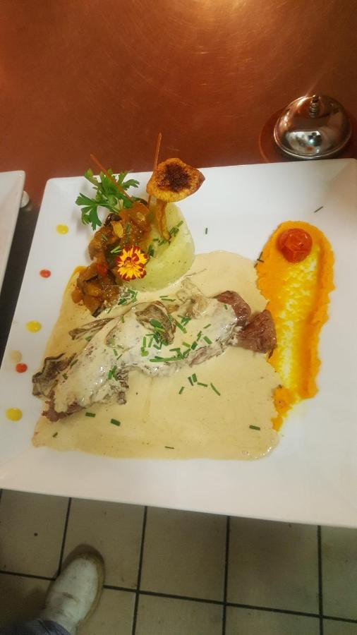 Hotel L'Envie Des Mets Лю-ла-Кроа-От Екстериор снимка